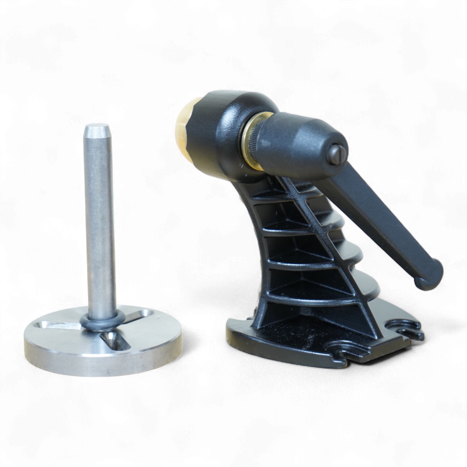 A boxed Veritas Tools wood carver’s vise (vice), (05G20.01) with paperwork